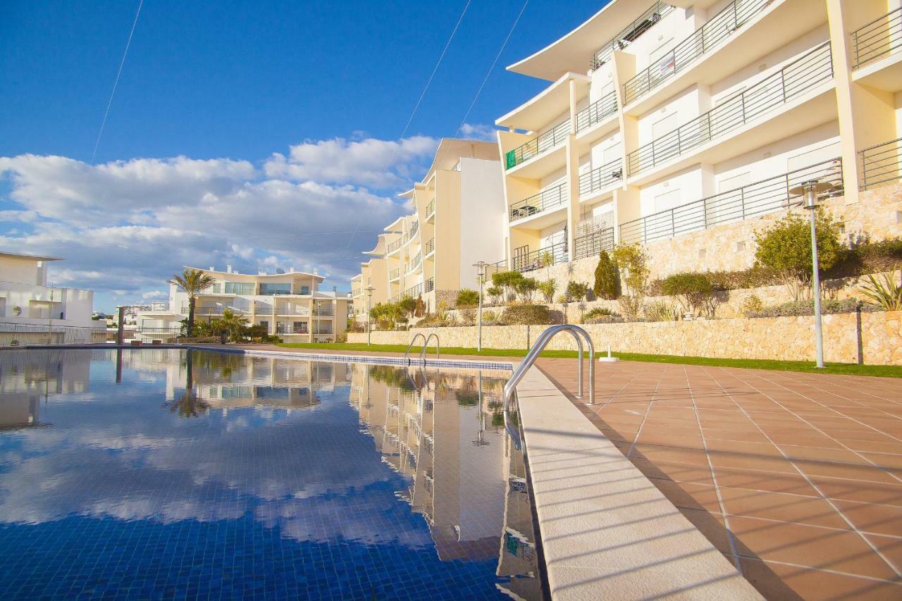 Modern Ocean, Garden & Pool View Condo By Becherish アルブフェイラ エクステリア 写真